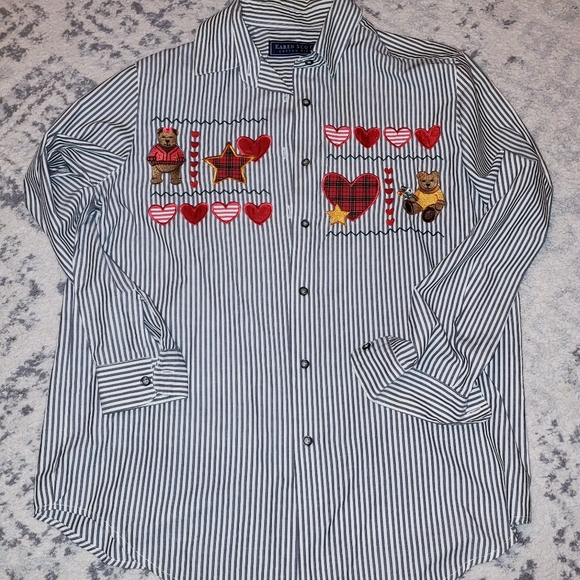 Karen Scott Tops - Vintage Karen Scott shirt w/ hearts & teddy bears. Stripes and stars y2k